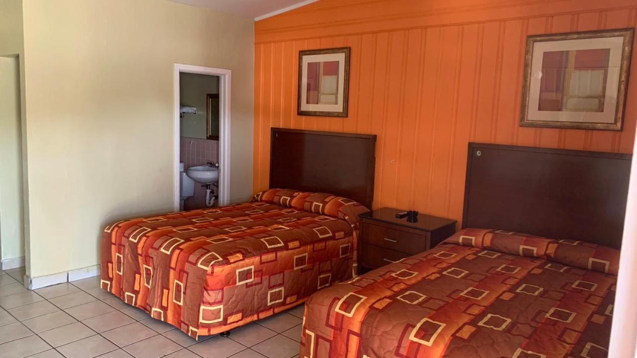 Budget Inn Motel Greenville Tx Bagian luar foto
